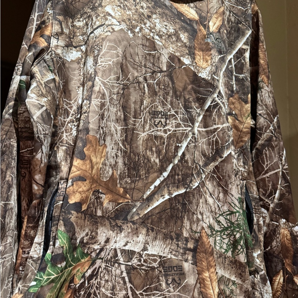 Camo real tree men’s hoodie